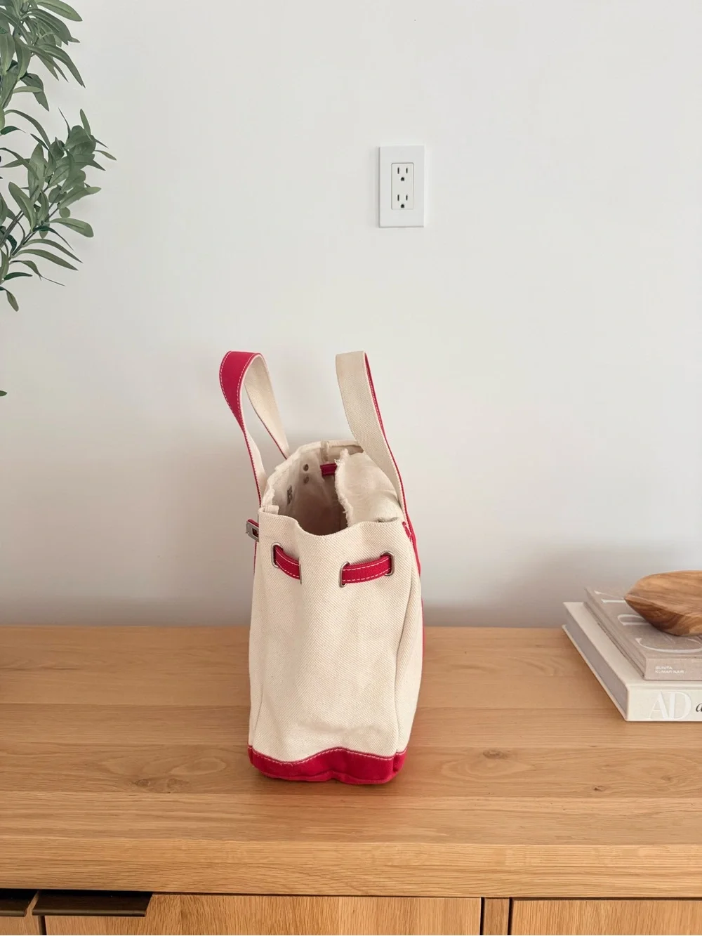 Boatkin Sunwin  New Canvas Tote Bag with Red Trim